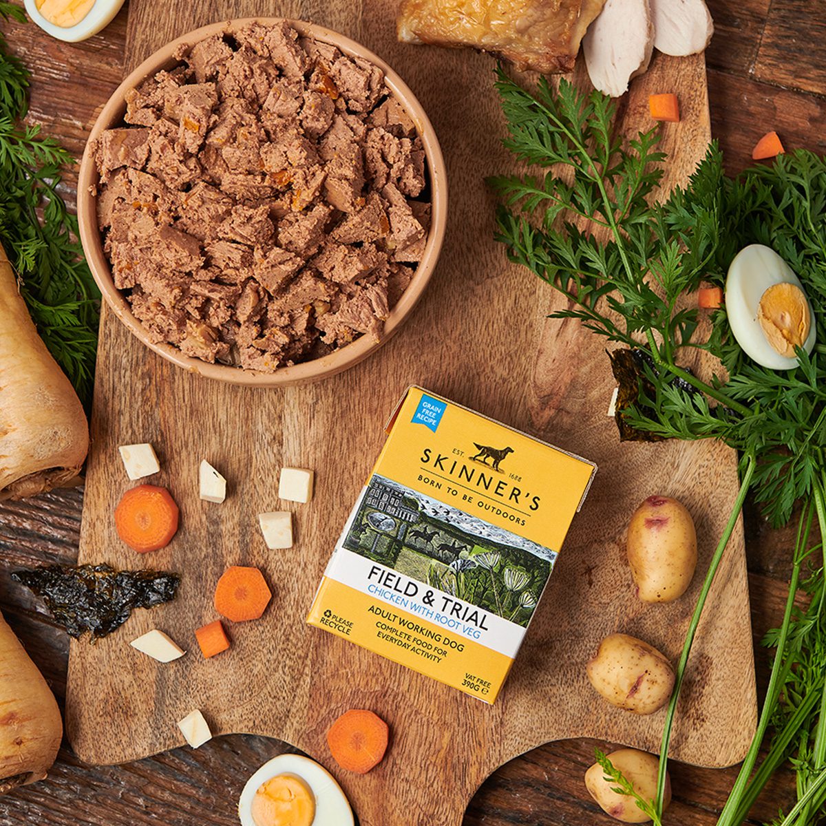 Chicken with Root Veg wet dog food Field Trial Skinner s