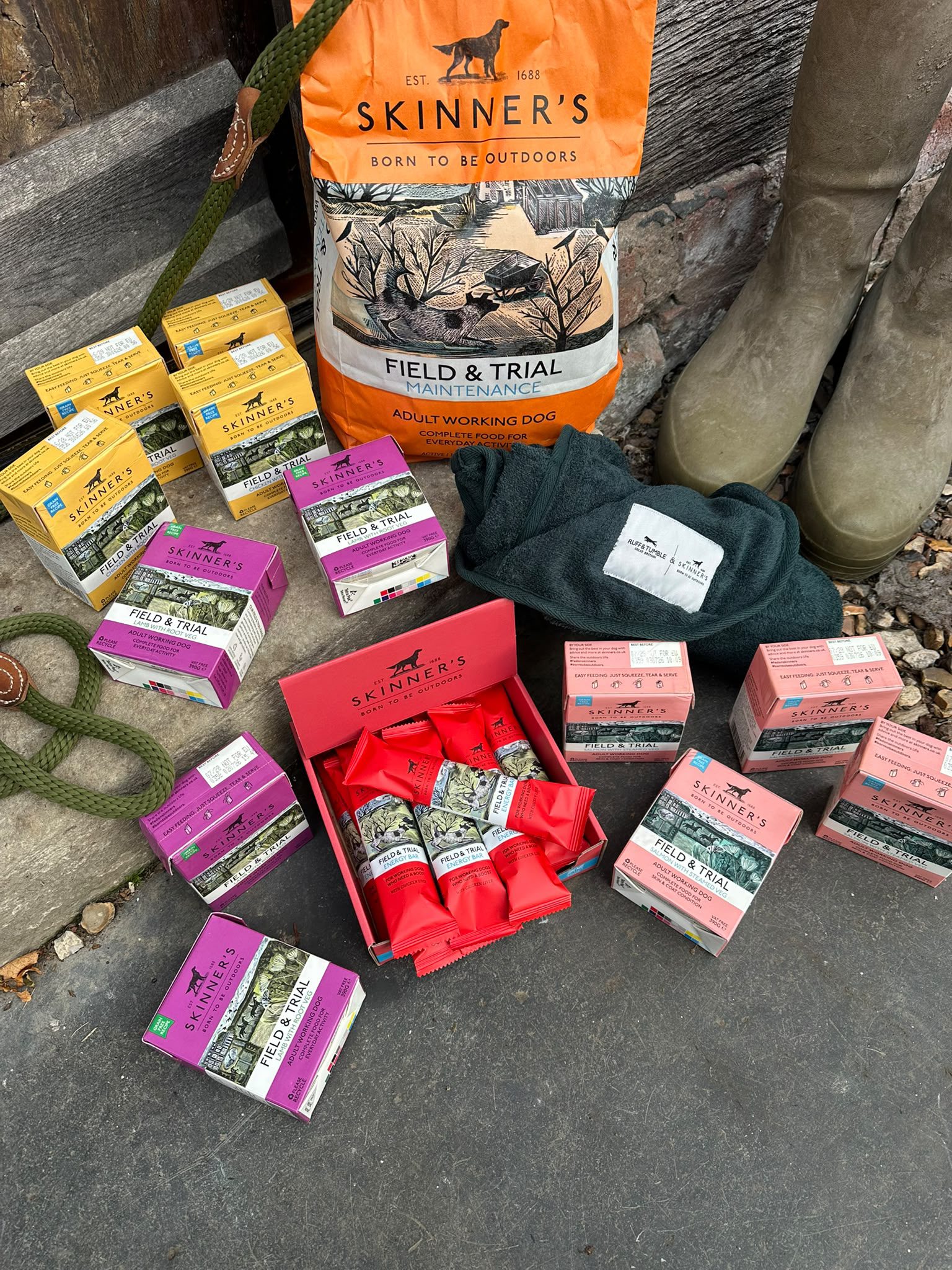 Limited Edition Skinner's x Ruff & Tumble Bundle